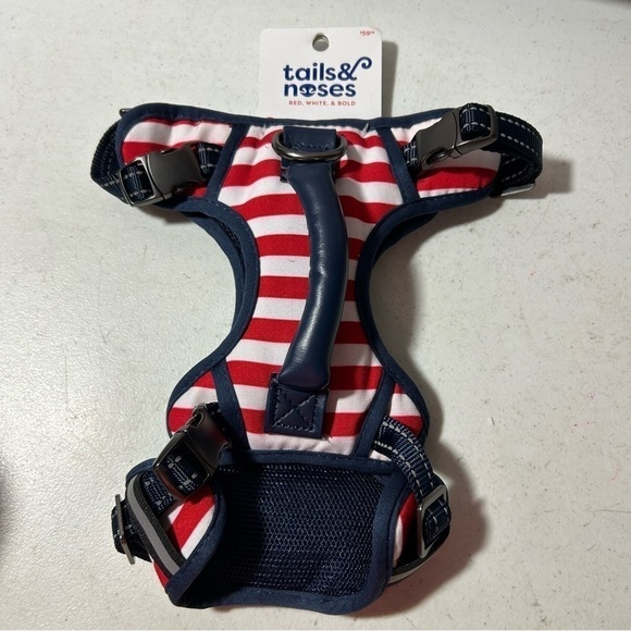 New Tails & Noses Dog Harness Size S/M red white blue American Flag BNWT. - Picture 1 of 5